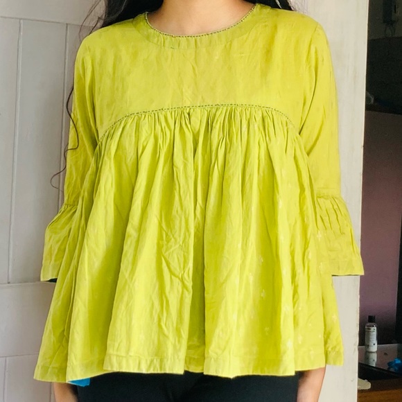 Neon green short frock type MAX kurti - Picture 4 of 4